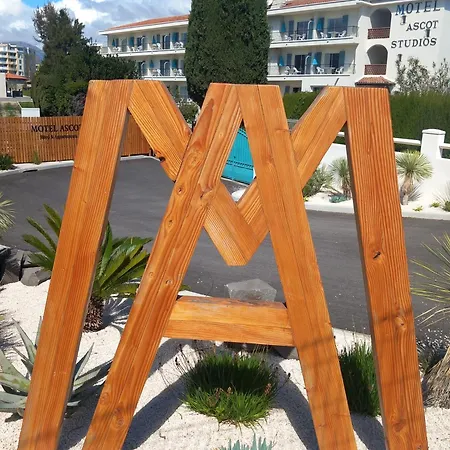 Ascot - & Hotel 3*