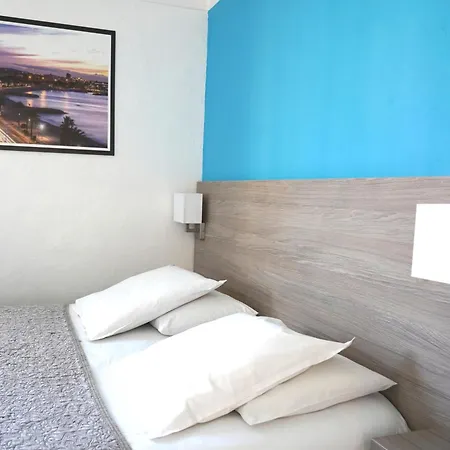 Aparthotel Ascot - & *