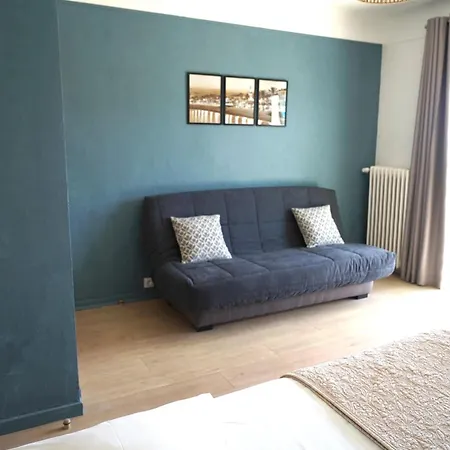 Aparthotel Ascot - &